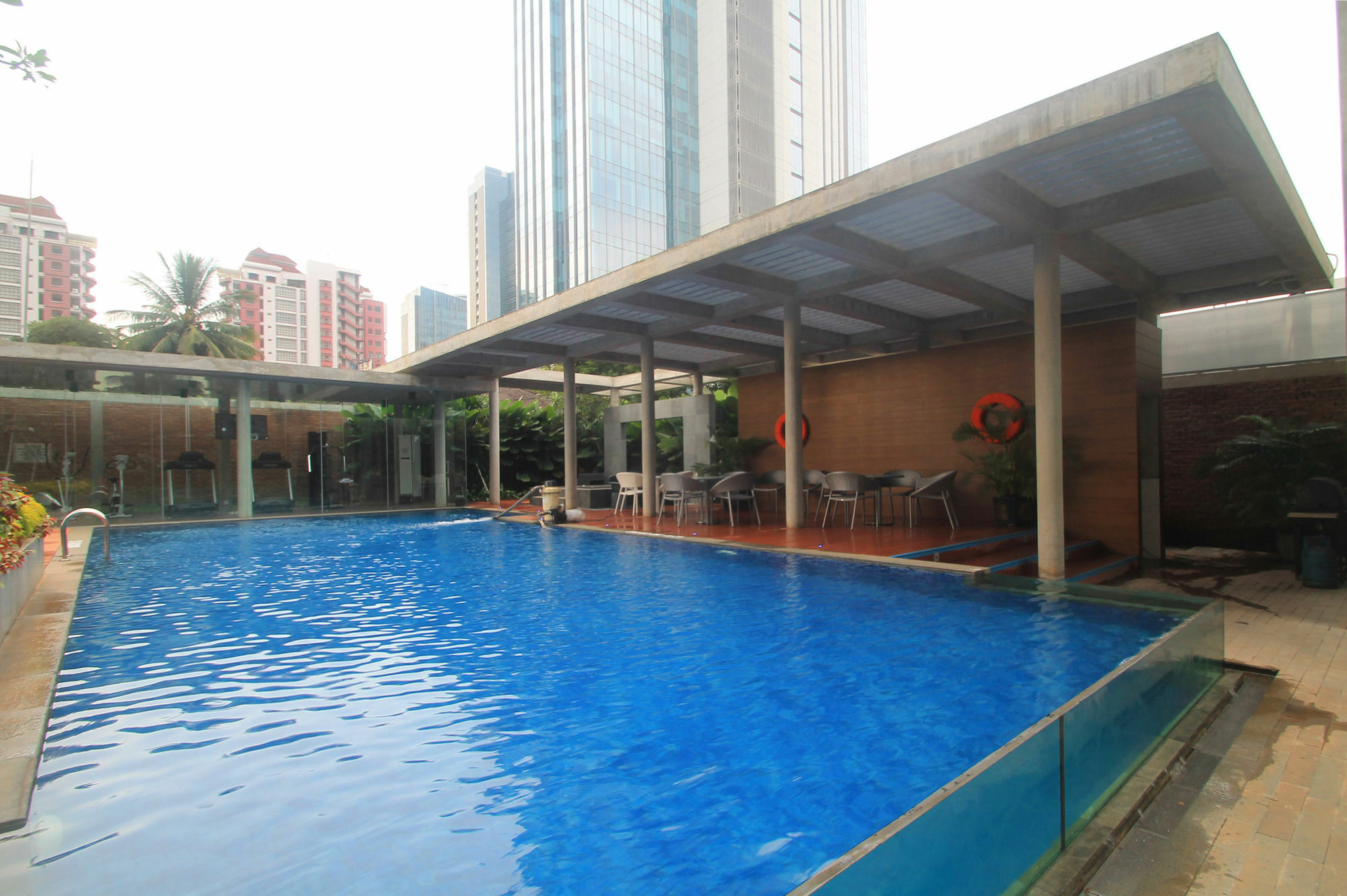 Ra Premiere Simatupang Hotel Cilandak  Exterior photo